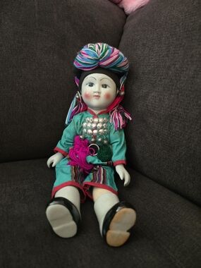 Vintage Thai Porcelain Turquoise and Pink Ethnic Decorative Doll - Unbranded